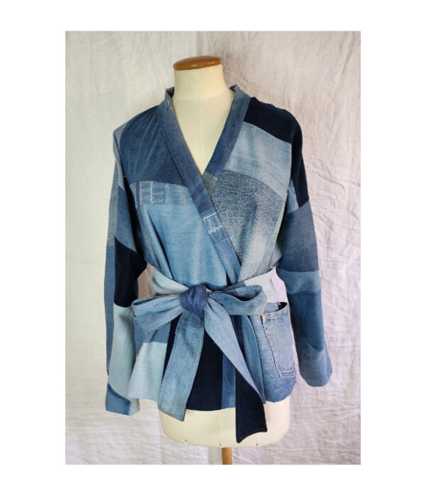 Mam'zelle Funky'Up - boutique, magie, transformation, beauté, œuvre unique, élégant, original, écologie, textile usagé, confection écoresponsable, veste, robe, jupe, haut, pantalon, accessoire, lausanne, vaud, suisse