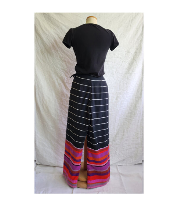 Mam'zelle Funky'Up - boutique, magie, transformation, beauté, œuvre unique, élégant, original, écologie, textile usagé, confection écoresponsable, veste, robe, jupe, haut, pantalon, accessoire, lausanne, vaud, suisse